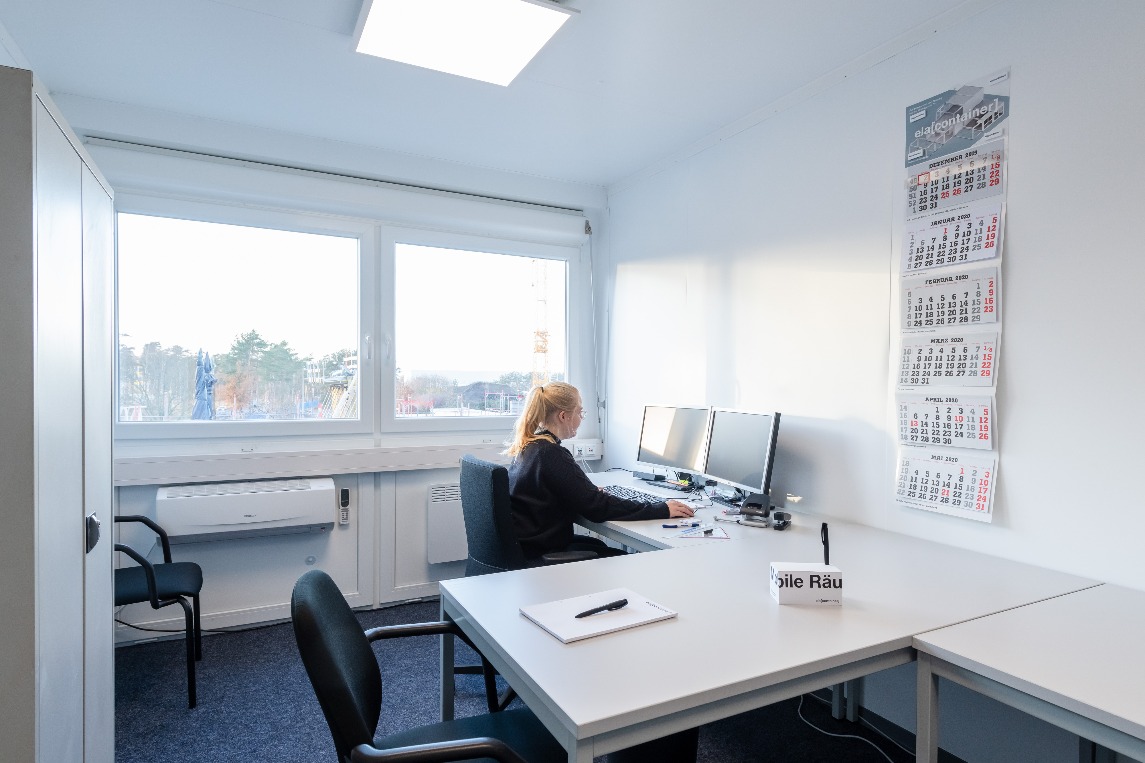 The bright and fully air-conditioned offices offer plenty of space.